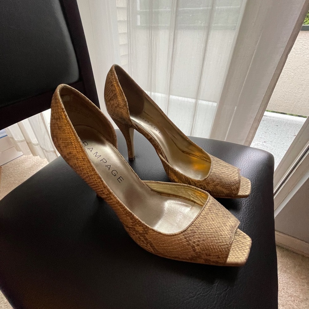 Rampage snakeskin print heels women’s size 7.5